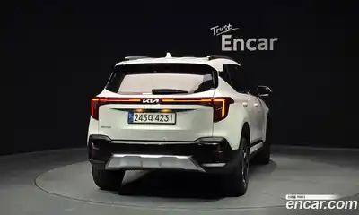 Kia Seltos 2024 1.6 гидро в Москве № 2124328, миниатюра 4