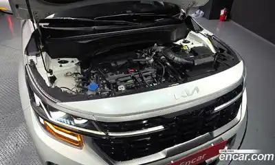 Kia Seltos 2024 1.6 гидро в Москве № 2124328, миниатюра 6