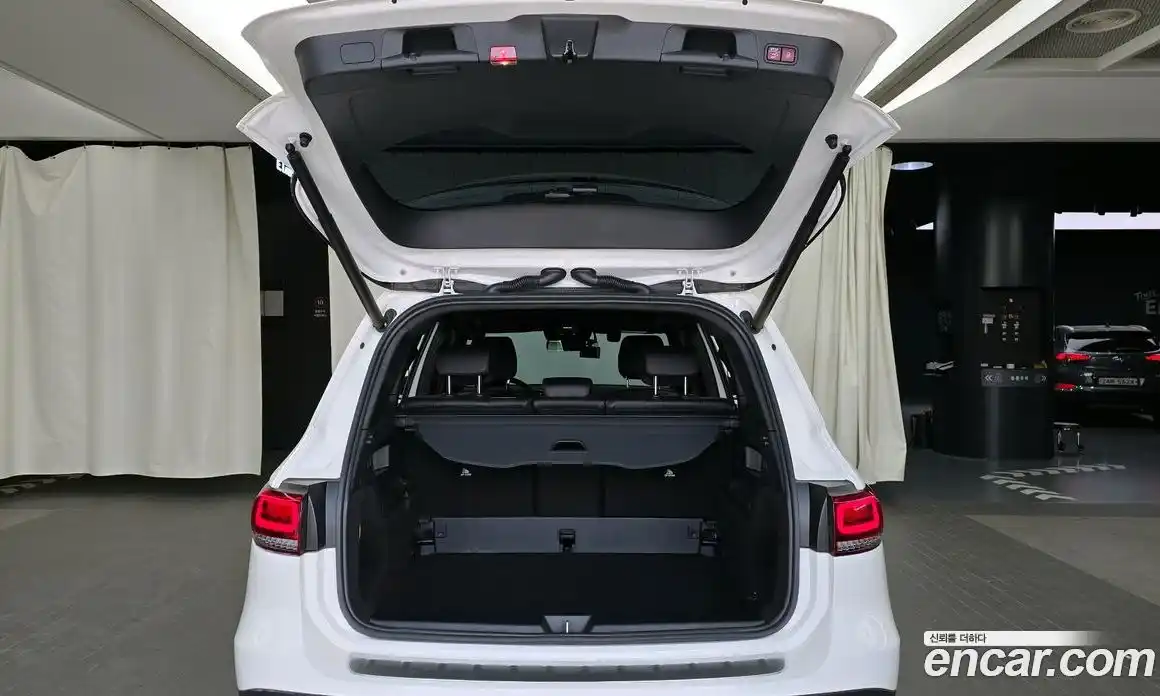 Mercedes-Benz GLB-Class 2021 2.0 гидро в Москве № 2124883, фото 26