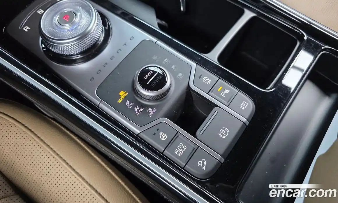 Kia Sorento 2023 2.5 гидро в Москве № 2124889, фото 31
