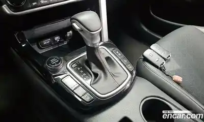 Kia Seltos 2021 1.6 гидро в Москве № 2124909, миниатюра 9