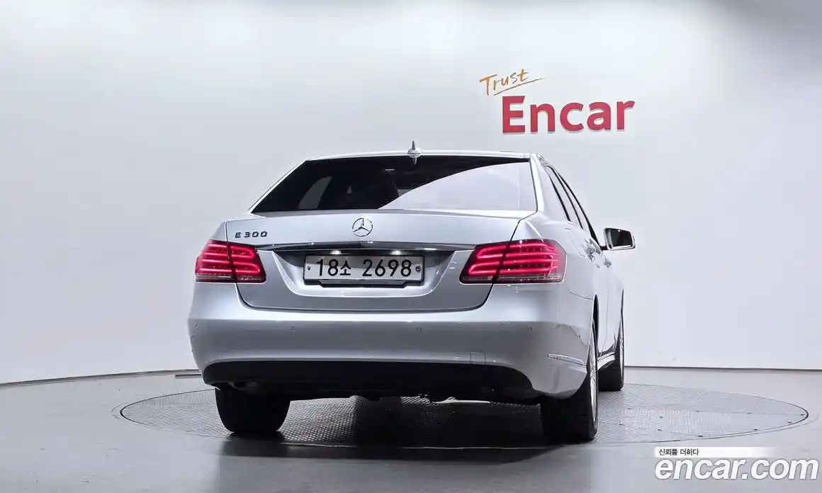 Mercedes-Benz E-Class 2013 3.5 гидро в Москве № 2124947, фото 4
