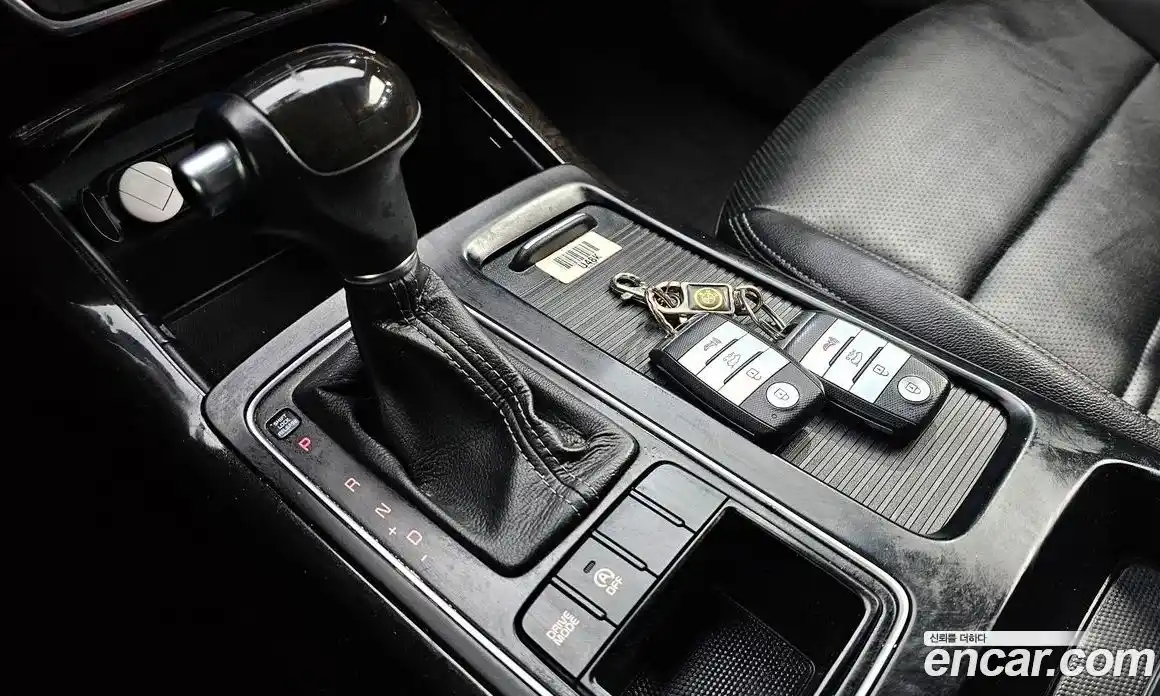 Kia Sorento 2015 2.0 гидро в Москве № 2125182, фото 12