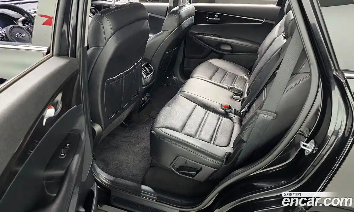 Kia Sorento 2015 2.0 гидро в Москве № 2125182, фото 17
