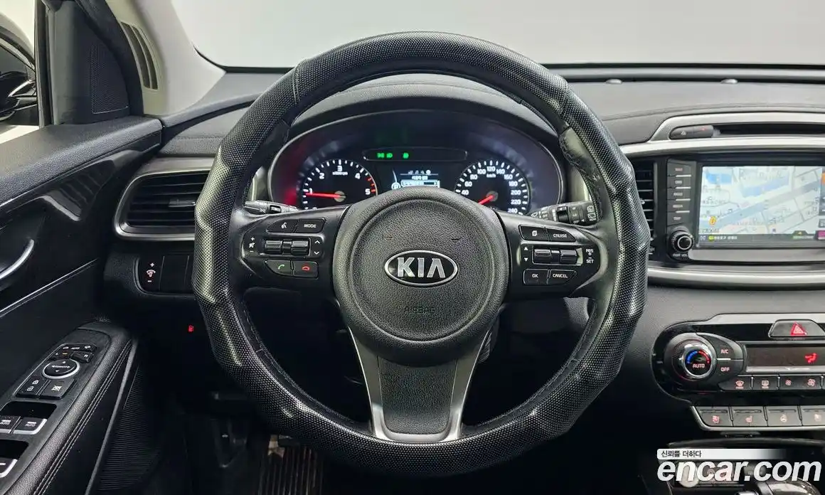 Kia Sorento 2015 2.0 гидро в Москве № 2125182, фото 19