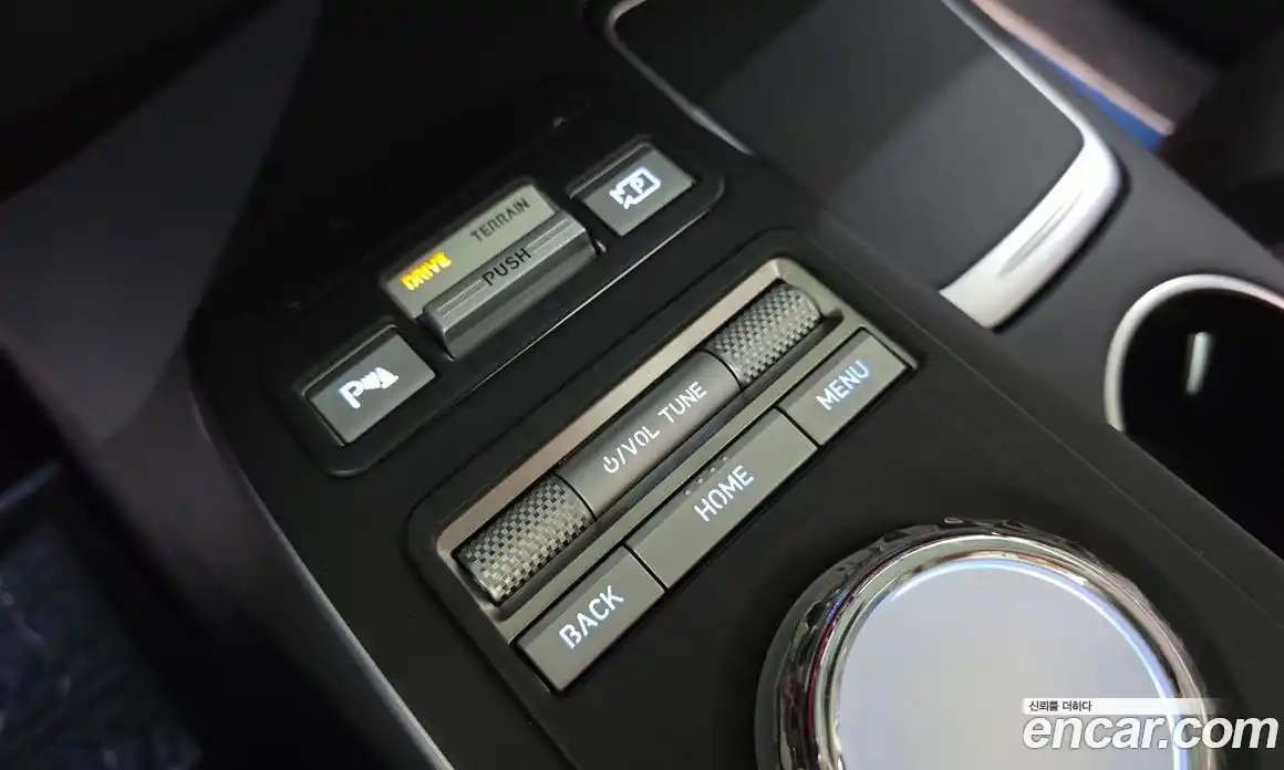 Genesis GV70 2023 2.5 гидро в Москве № 2125408, фото 35