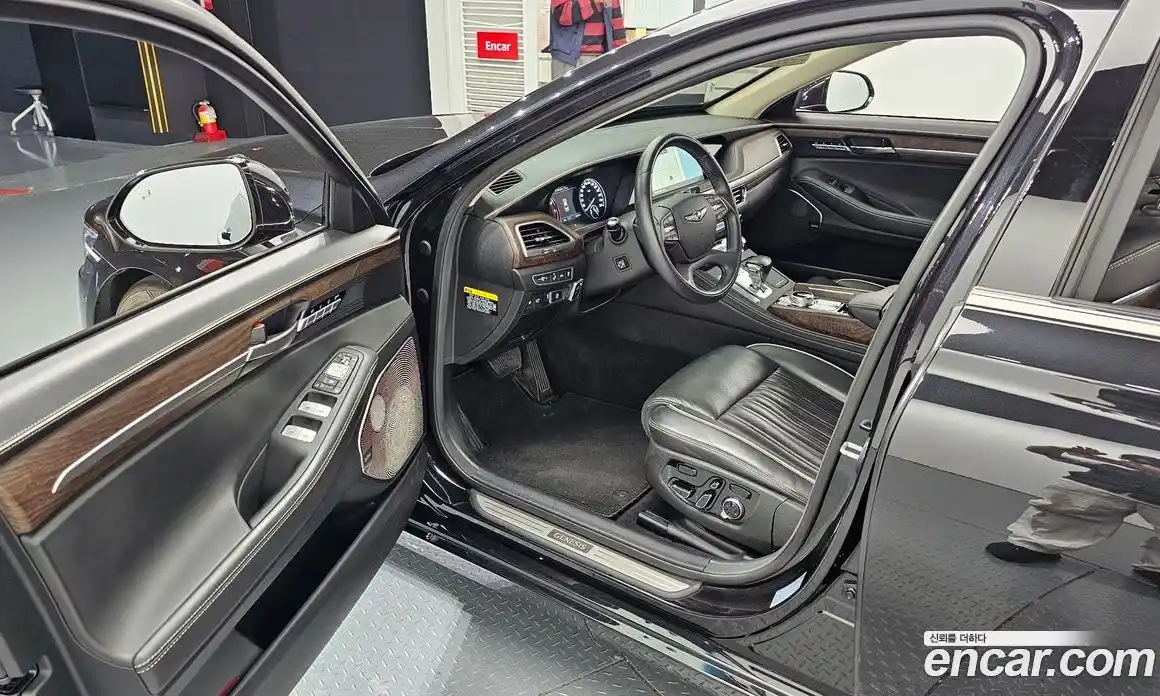 Genesis G90 2019 5.0 гидро в Москве, фото 10