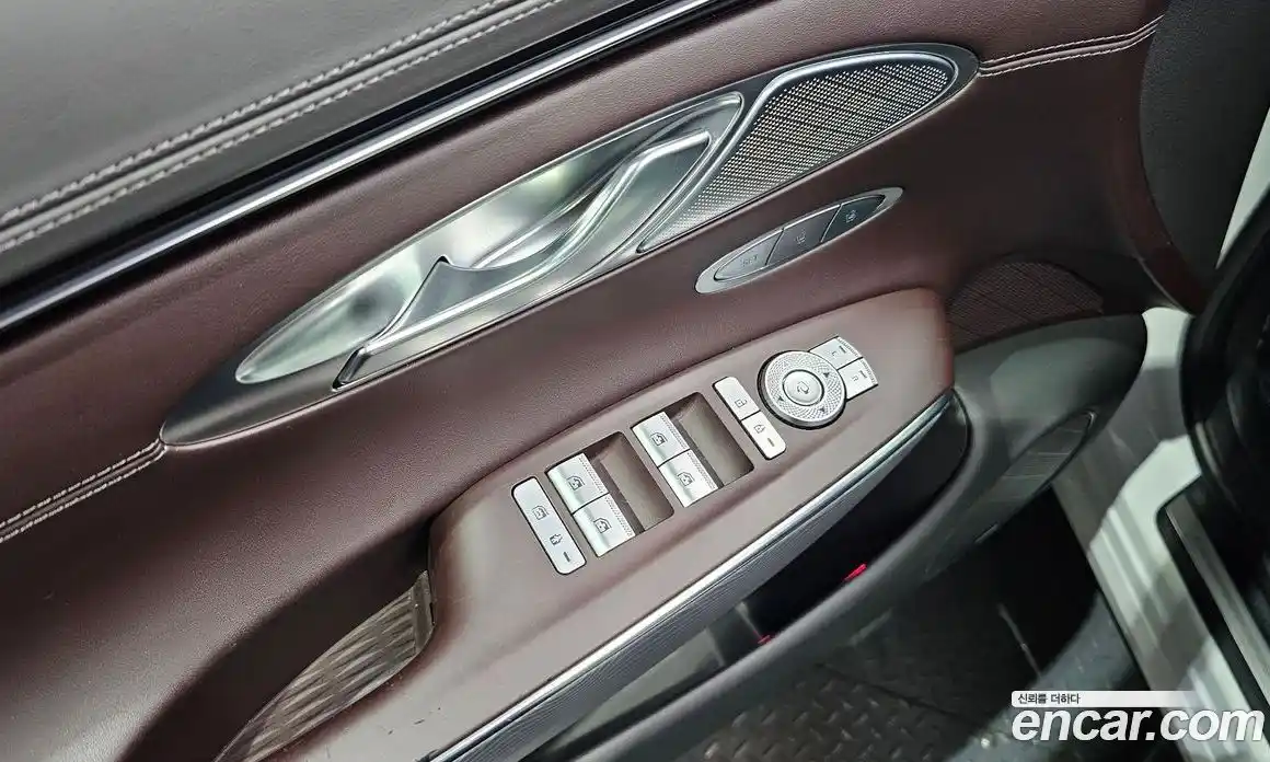Genesis GV70 2021 2.5 гидро в Москве № 2125636, фото 23