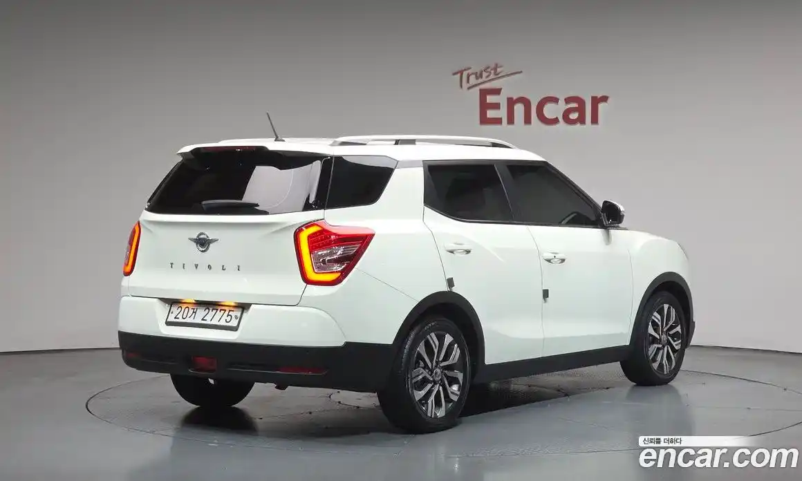 SsangYong TIBOLI 2018 1.6 гидро в Москве № 2126131, фото 1