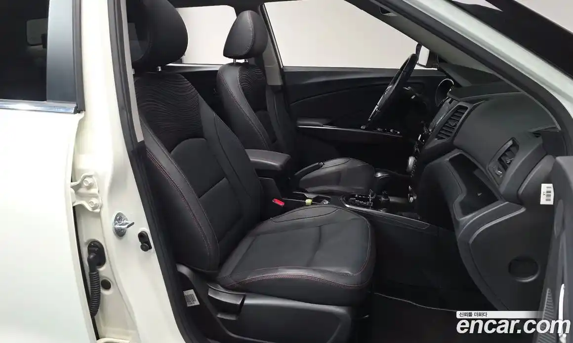 SsangYong TIBOLI 2018 1.6 гидро в Москве № 2126131, фото 17