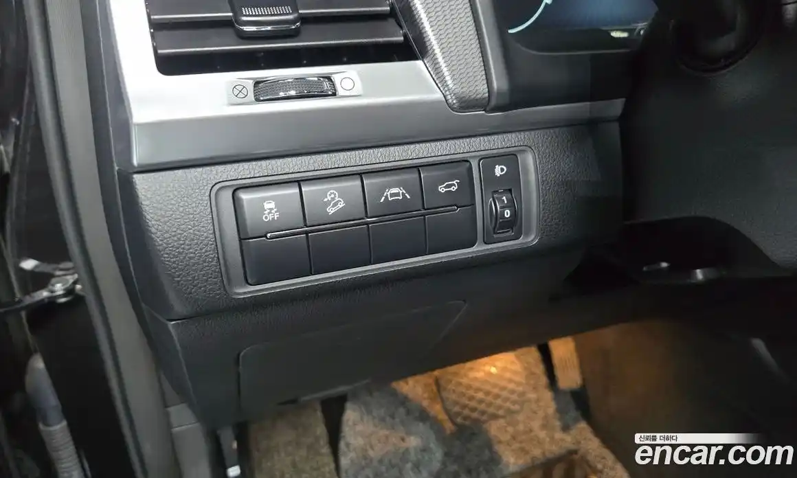 SsangYong Rexton 2020 2.2 гидро в Москве № 2126180, фото 25