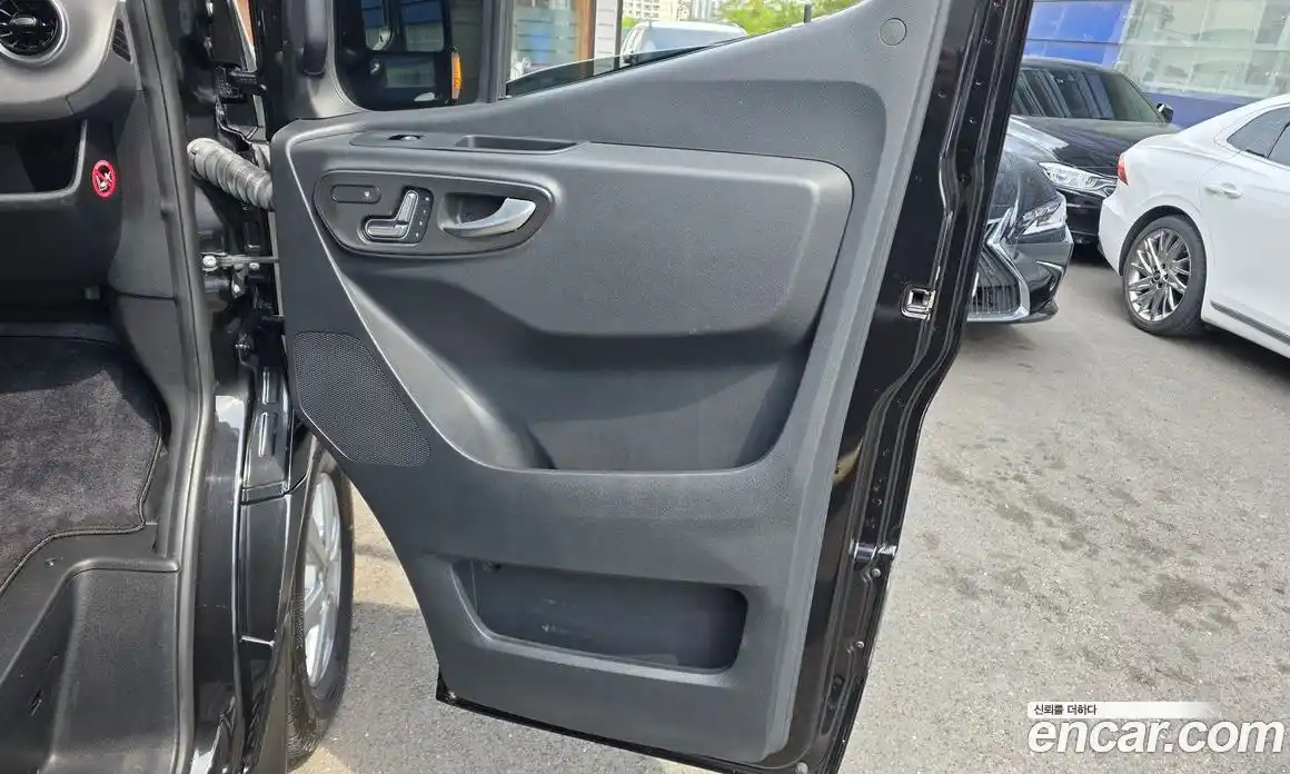 Mercedes-Benz Sprinter 2022 3.0 гидро в Москве № 2126884, фото 14