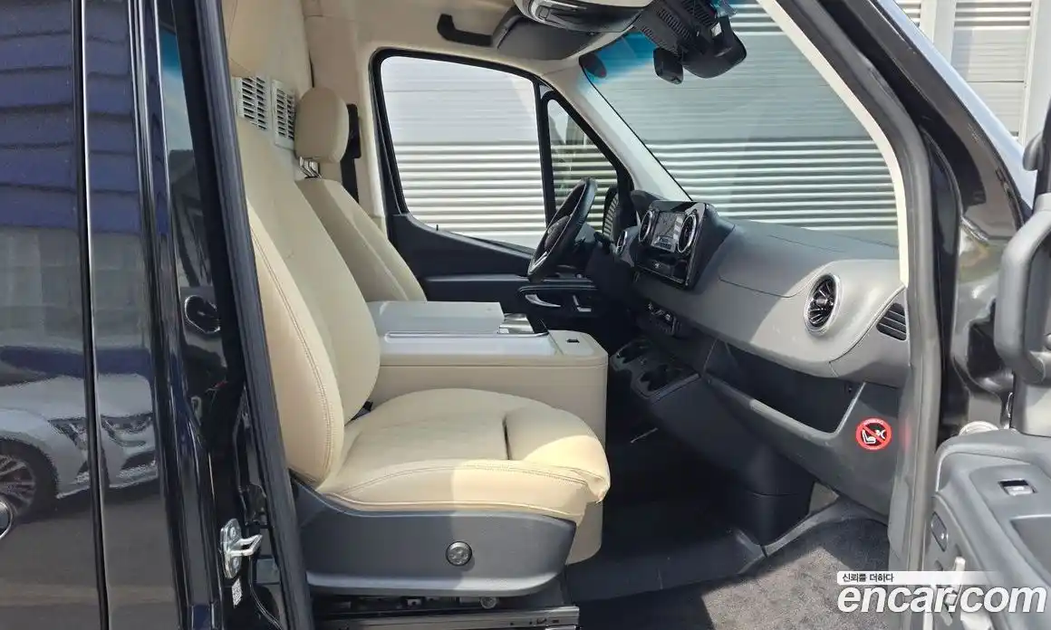 Mercedes-Benz Sprinter 2022 3.0 гидро в Москве № 2126884, фото 16