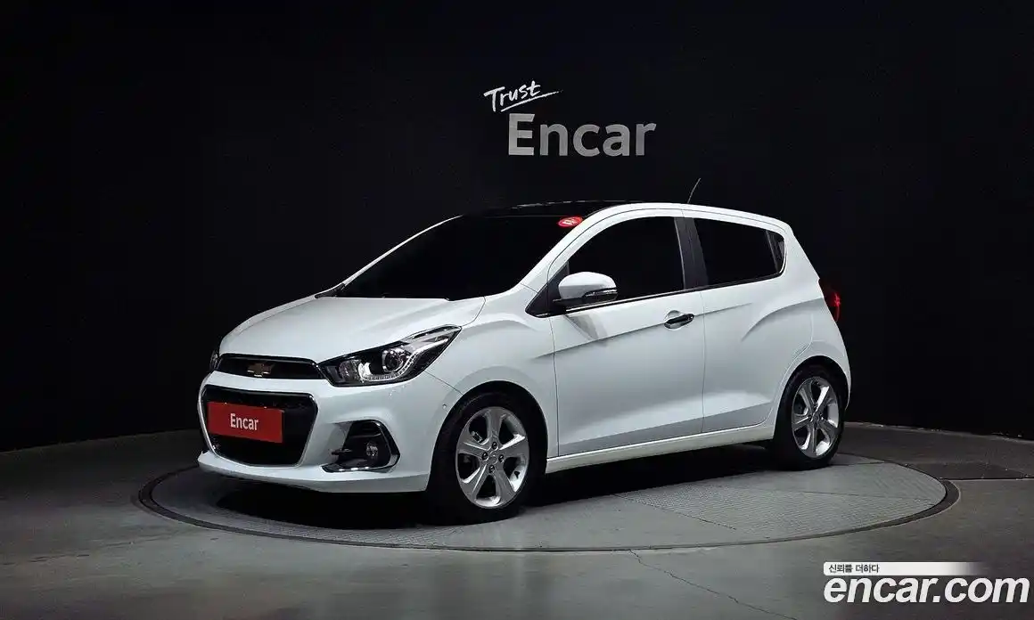 Chevrolet Spark 2016 1.0 гидро в Москве № 2127307, фото 1