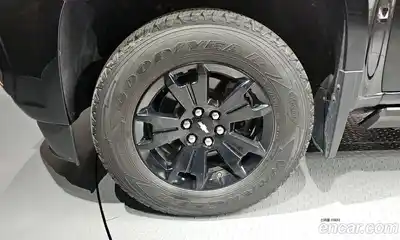 Chevrolet Colorado 2022 3.6 гидро в Москве № 2127366, миниатюра 5