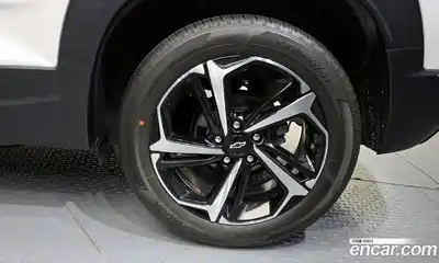 Chevrolet TrailBlazer 2022 1.3 гидро в Москве № 2127381, миниатюра 7