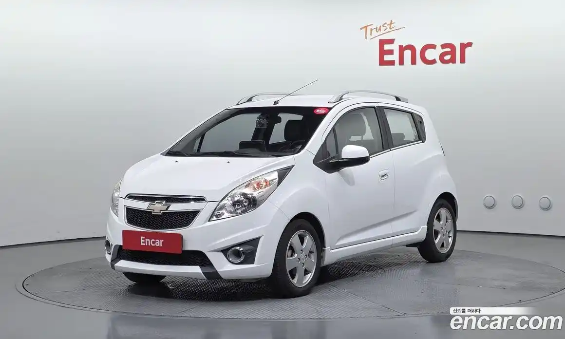 Chevrolet Spark 2011 1.0 гидро в Москве № 2127588, фото 1