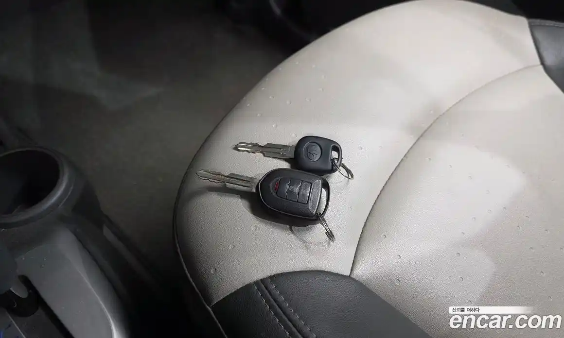 Chevrolet Spark 2011 1.0 гидро в Москве № 2127588, фото 18