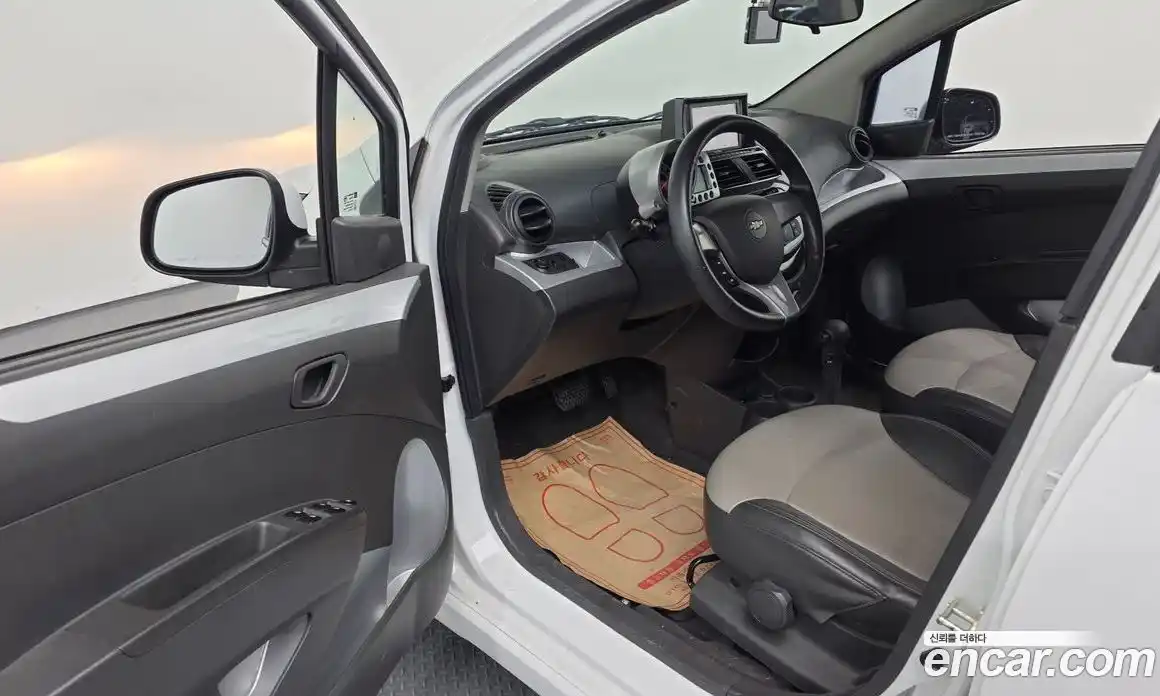 Chevrolet Spark 2011 1.0 гидро в Москве № 2127588, фото 10