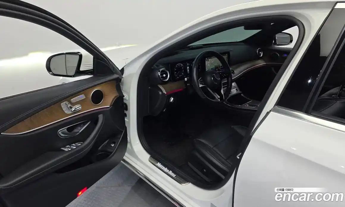 Mercedes-Benz E-Class 2021 2.0 гидро в Москве № 2127993, фото 13