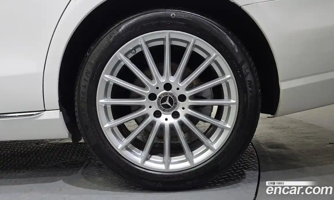 Mercedes-Benz E-Class 2021 2.0 гидро в Москве № 2127993, фото 7
