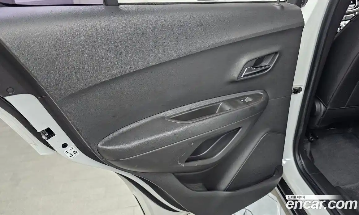 Chevrolet Trax 2016 1.4 гидро в Москве № 2128002, фото 15