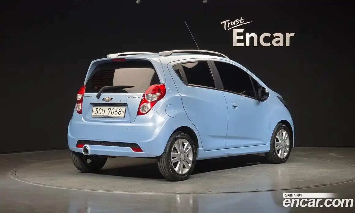 Chevrolet Spark 2013 1.0 гидро в Москве № 2128028, фото 2