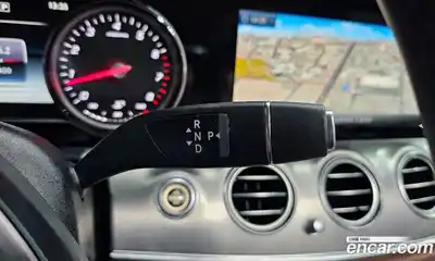 Mercedes-Benz E-Class 2018 2.0 гидро в Москве № 2128056, миниатюра 12