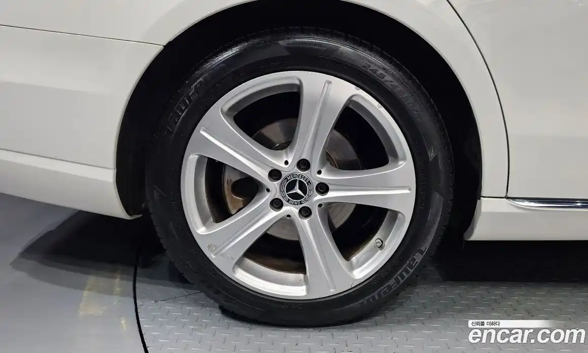 Mercedes-Benz E-Class 2018 2.0 гидро в Москве № 2128056, фото 7