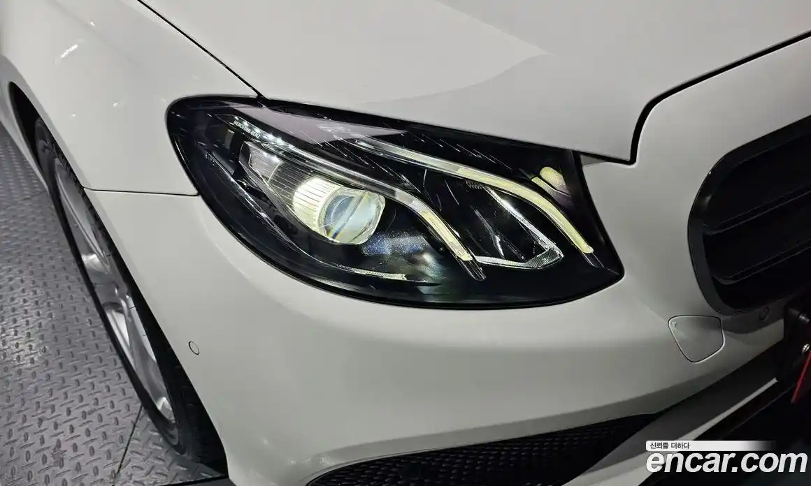 Mercedes-Benz E-Class 2018 2.0 гидро в Москве № 2128056, фото 8