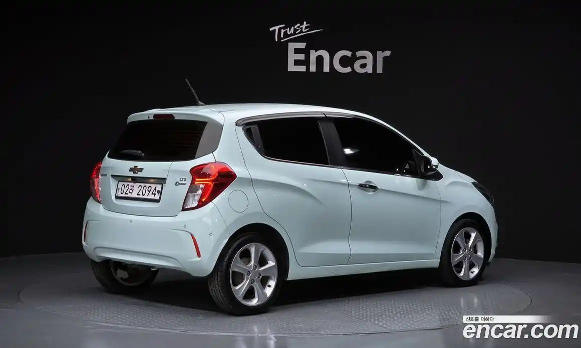 Chevrolet Spark 2017 1.0 гидро в Москве № 2128166, фото 2