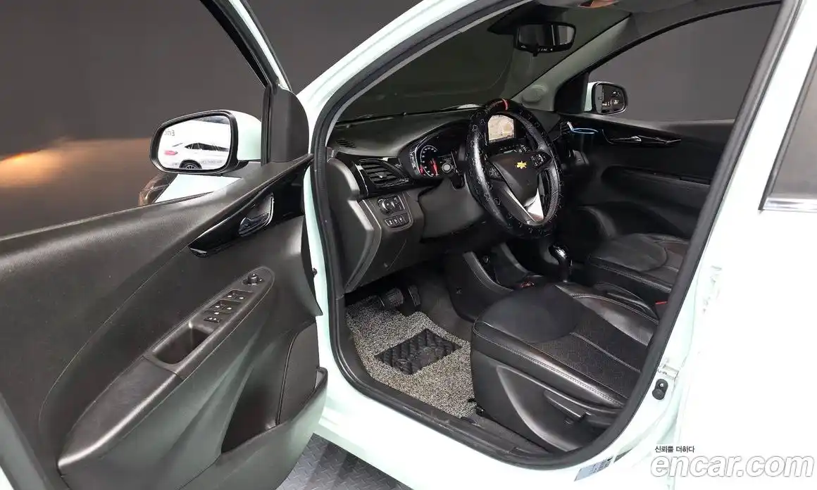 Chevrolet Spark 2017 1.0 гидро в Москве № 2128166, фото 10