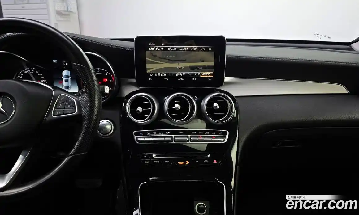 Mercedes-Benz GLC-Class 2018 2.1 гидро в Москве № 2128217, фото 20