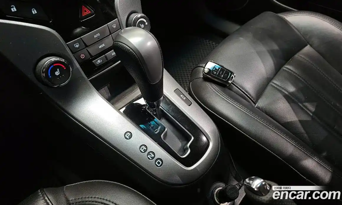 Chevrolet Cruze 2011 1.8 гидро в Москве № 2128364, фото 9