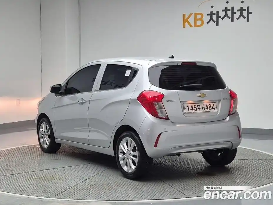 Chevrolet Spark 2021 1.0 гидро в Москве № 2128638, фото 2