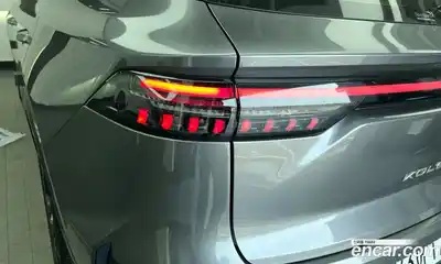 Renault Grand Koleos 2025 1.5 гидро в Москве № 2128782, миниатюра 9