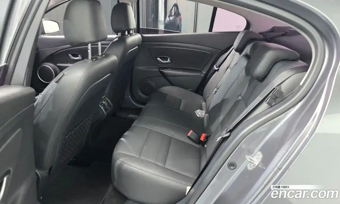 Renault SM3 2019 1.6 гидро в Москве № 2128896, фото 17