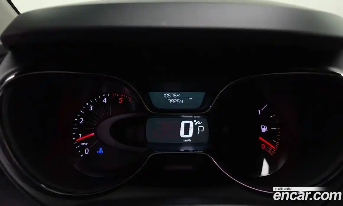 Renault QM3 2016 1.5 гидро в Москве № 2129173, фото 11