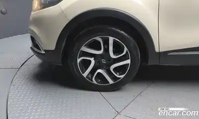 Renault QM3 2016 1.5 гидро в Москве № 2129473, миниатюра 5