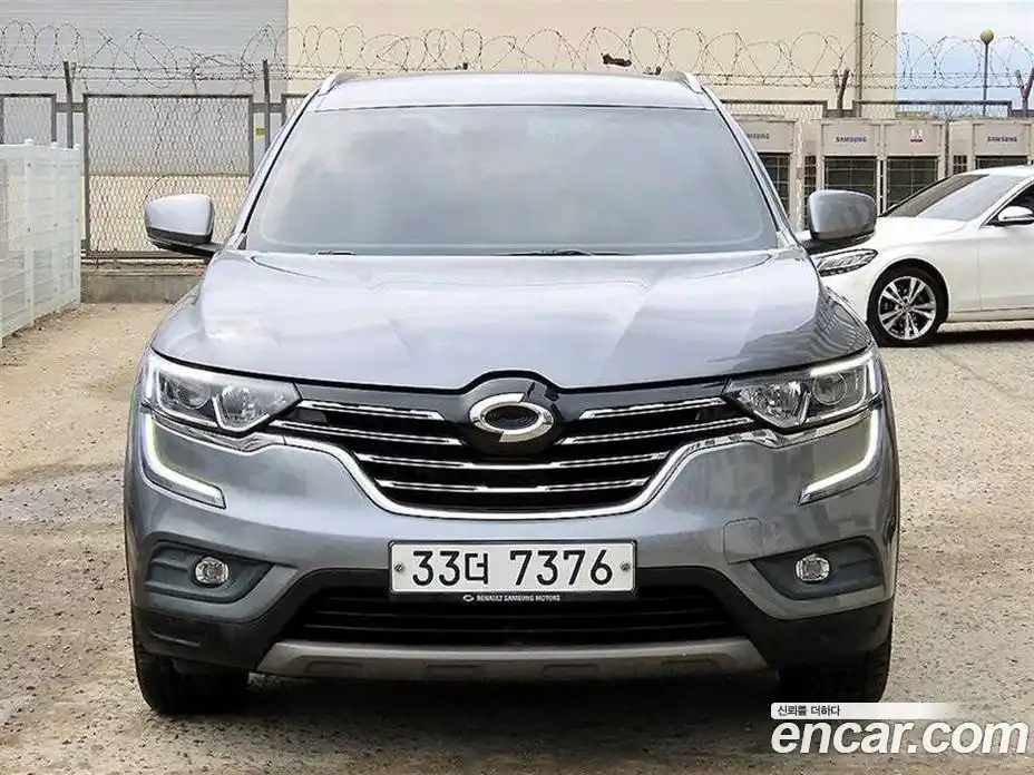 Renault QM6 2018 2.0 гидро в Москве № 2129605, фото 1
