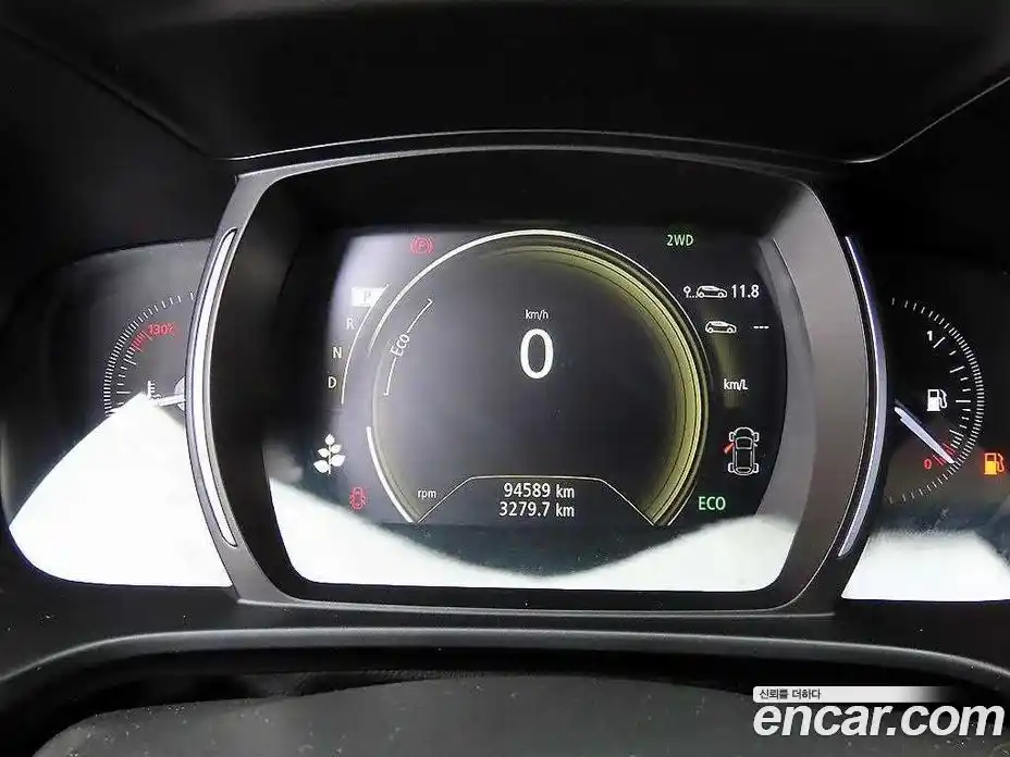 Renault QM6 2018 2.0 гидро в Москве № 2129605, фото 9