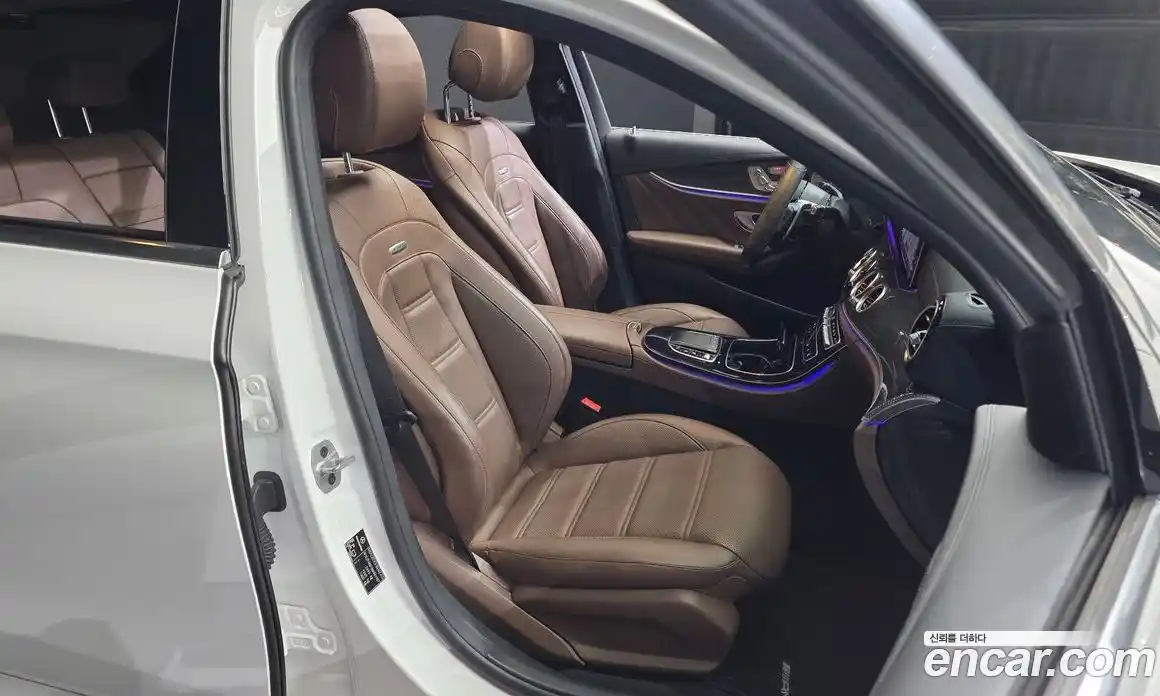 Mercedes-Benz E-Class 2021 3.0 гидро в Москве № 2129709, фото 16