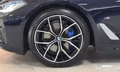 BMW 5-Series 2023 2.0 гидро в Москве № 2129923, миниатюра 5