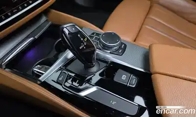 BMW 5-Series 2018 2.0 гидро в Москве № 2130538, миниатюра 12