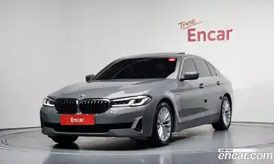 BMW 5-Series 530e Luxury