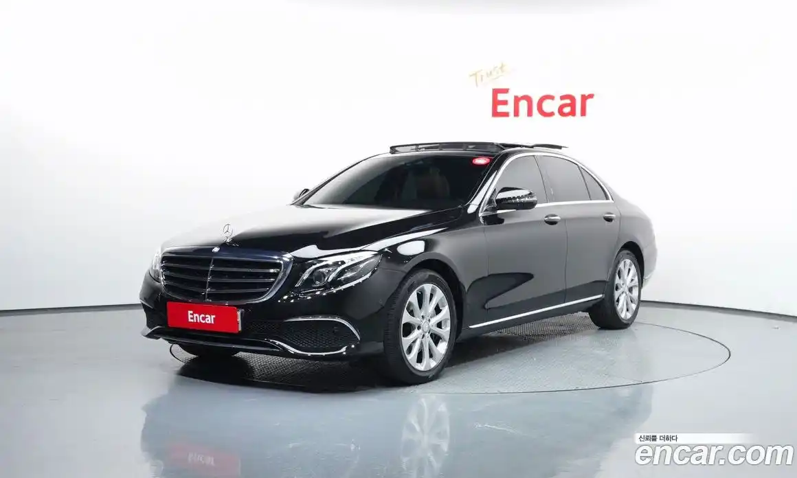 Mercedes-Benz E-Class 2016 2.0 гидро в Москве № 2130656, фото 1