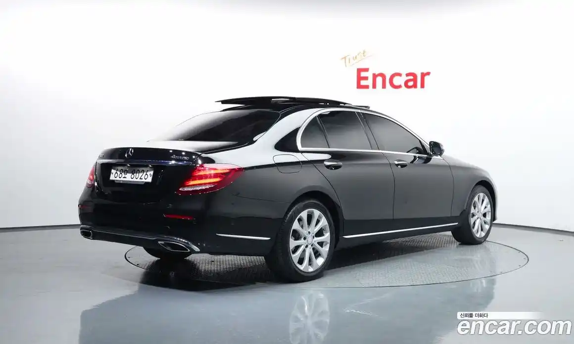 Mercedes-Benz E-Class 2016 2.0 гидро в Москве № 2130656, фото 2