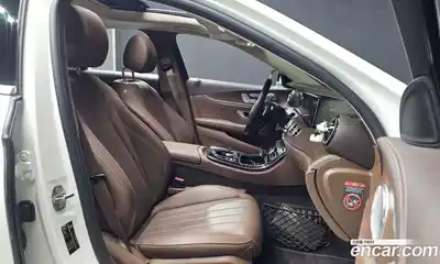 Mercedes-Benz E-Class 2016 2.0 гидро в Москве № 2130728, миниатюра 11