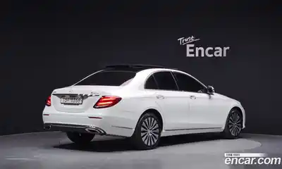 Mercedes-Benz E-Class 2016 2.0 гидро в Москве № 2130728, миниатюра 2