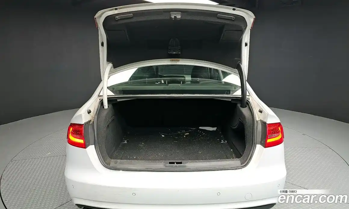 Audi A4 2014 2.0 гидро в Москве № 2131332, фото 20